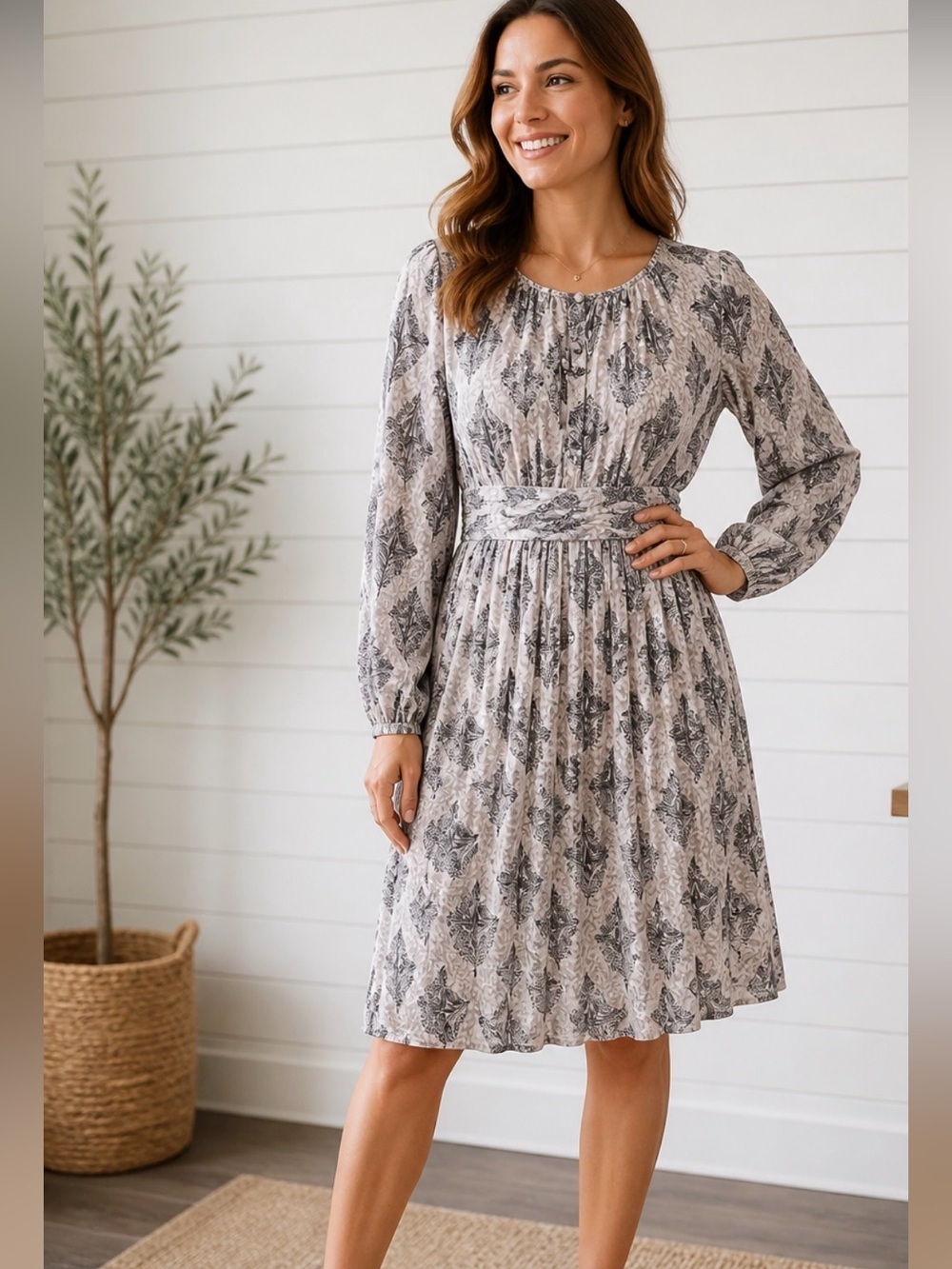 Boden Selina Floral Dress Long Sleeve Fit Flare Knee Length Grey Romantic Work
